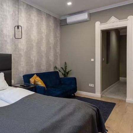 Luxurious Studio Located In The Heart Of Budapest Exterior photo