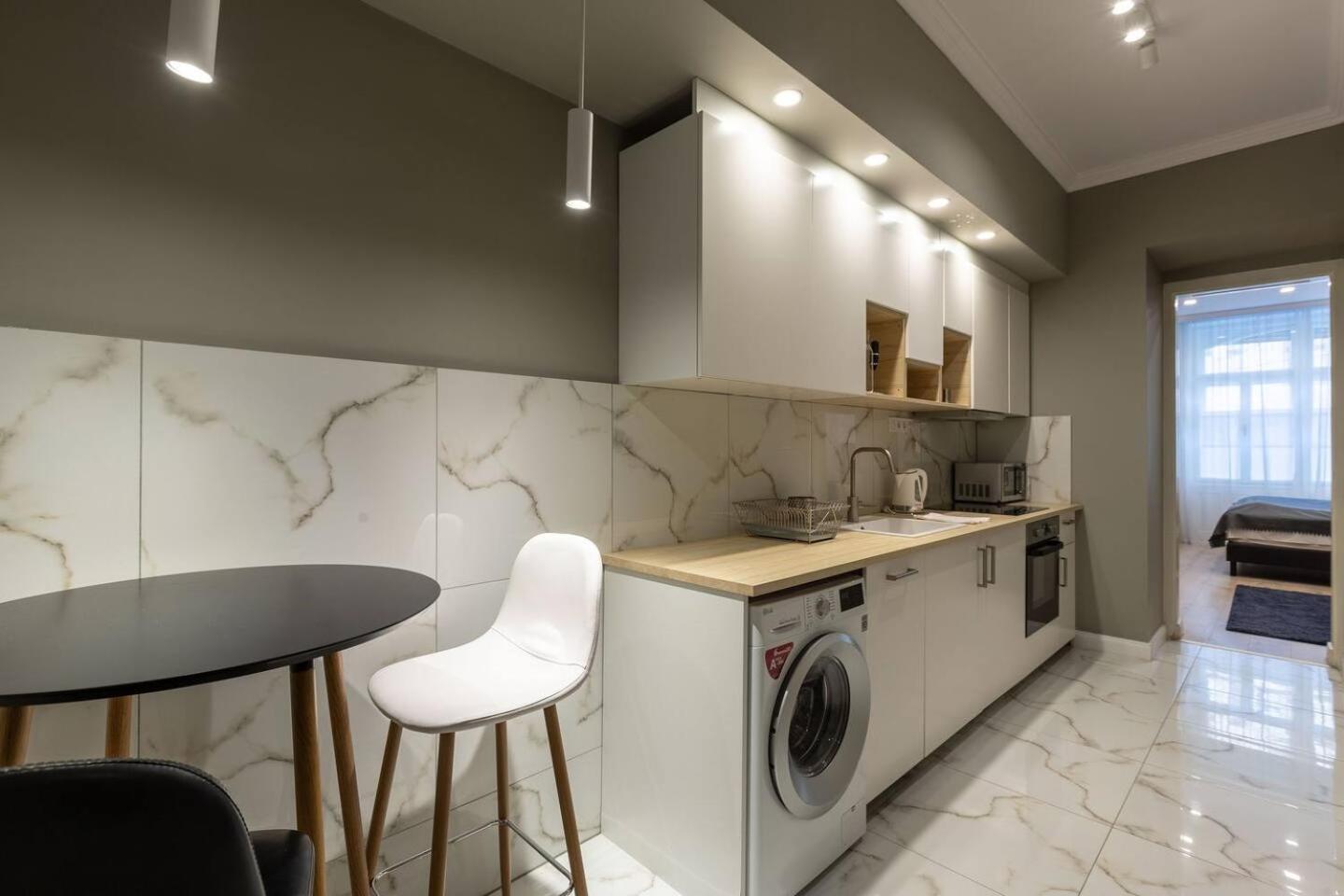 Luxurious Studio Located In The Heart Of Budapest Exterior photo